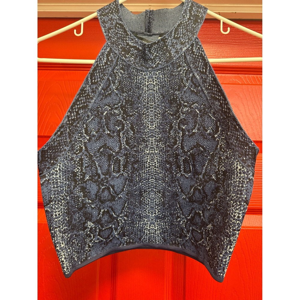 BCBGMAXAZRIA Dark Navy Snakeskin Knit Halter Crop Top FXS5281389-412